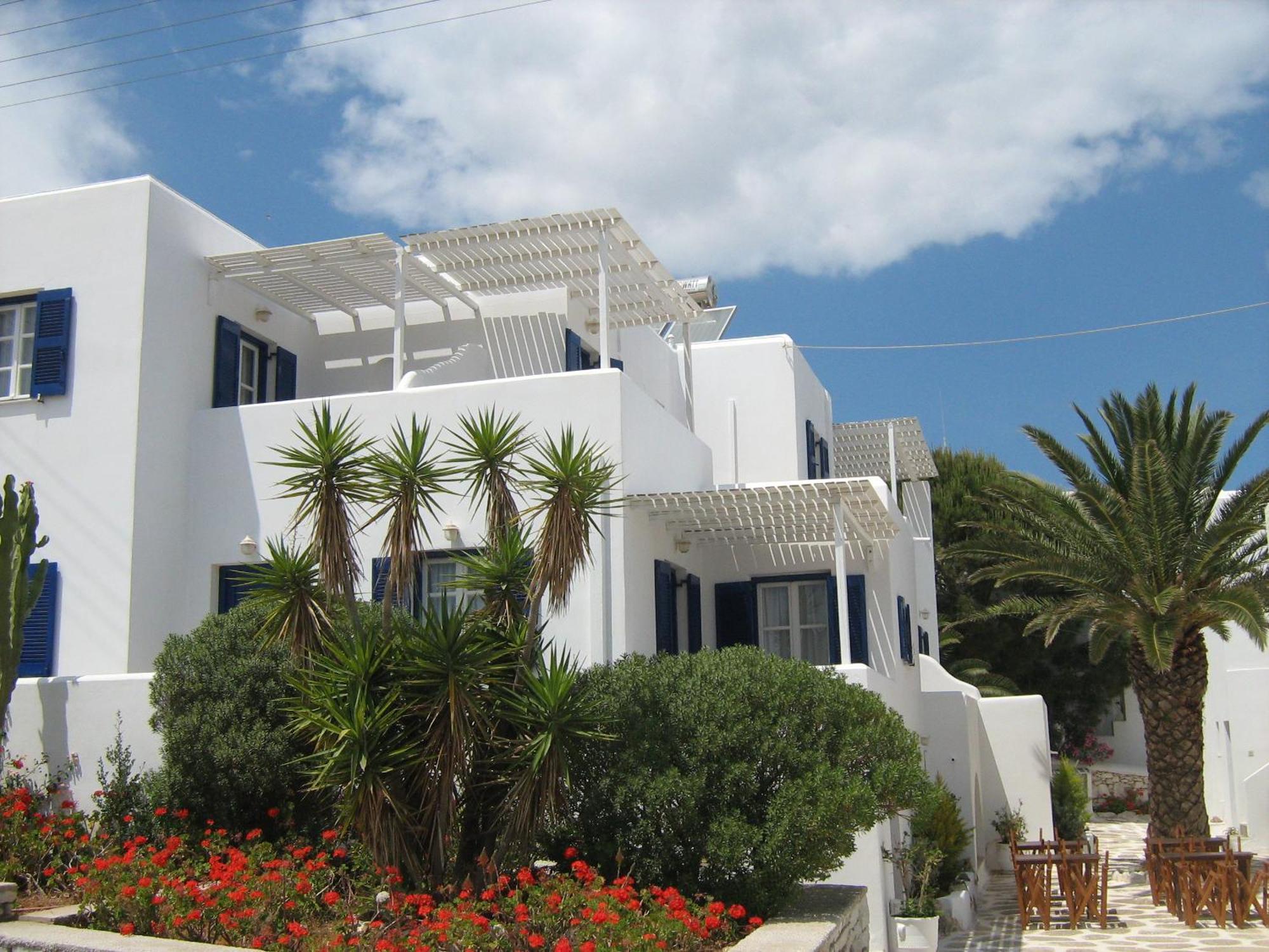 Nicos Studios & Apartments Logaras Exterior photo