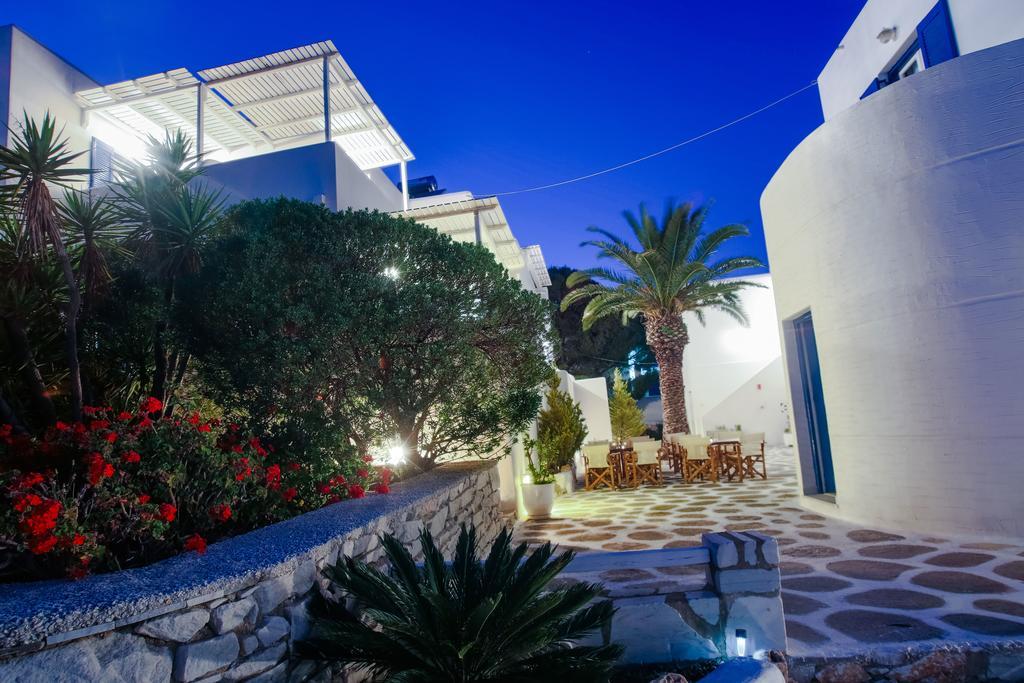 Nicos Studios & Apartments Logaras Exterior photo